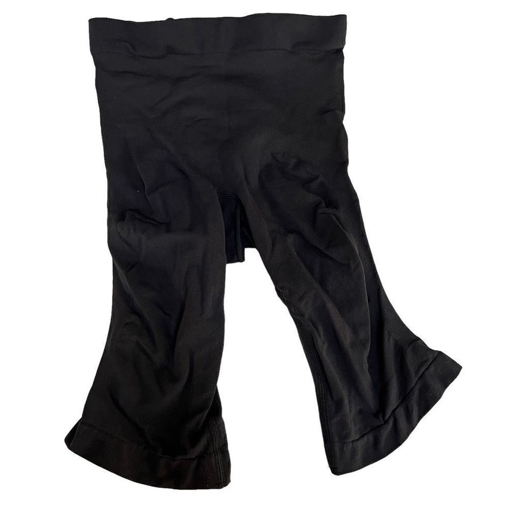SKIMS Kim Kardashian Short Mid Thigh W/Open Gusset Onyx size S-M NWOT